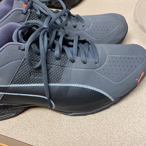 Men’s puma sneakers - Picture 3 of 8